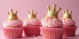 Muffins mit Krönchen – steht sinnbildlich für individuelle Inlays und Teilkronen